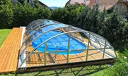 Bež izvedba kliznog pokrivača za bazen UNIVERSE Bež izvedba kliznog pokrivača za bazen UNIVERSE