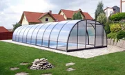 Klizna vrata na čeonom dijelu pokrivača za bazen TROPEA NEO™
